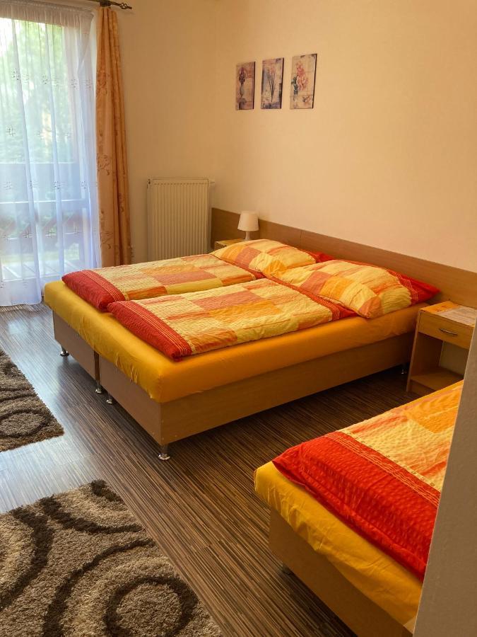 Villa Elena Smizany Luaran gambar
